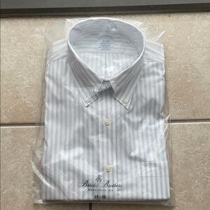 Brooks Brothers Non Iron White and Light Blue Stripe Dress Shirt 15-32